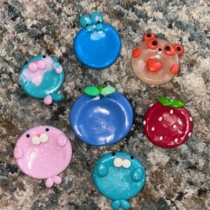 Set of 7 adorable worry stones